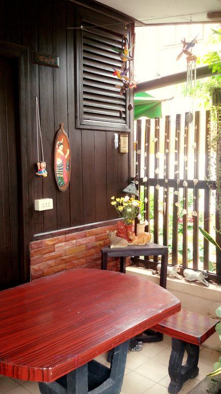 Baan Mai Guesthouse Mae Hong Son Exterior photo